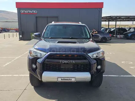 Toyota 4Runner 2022 года за 21 000 000 тг. в Алматы – фото 2