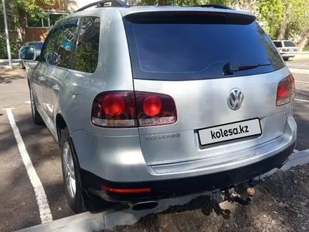 Volkswagen Touareg 2008 года за 7 200 000 тг. в Павлодар – фото 5