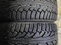 Пара зимние шины 275/40/20 275/40R20 Nokian.for40 000 тг. в Алматы