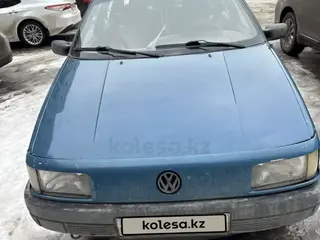 Volkswagen Passat, 1993