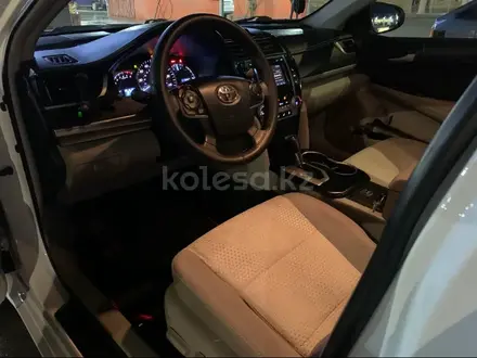 Toyota Camry 2013 года за 4 950 000 тг. в Атырау – фото 9