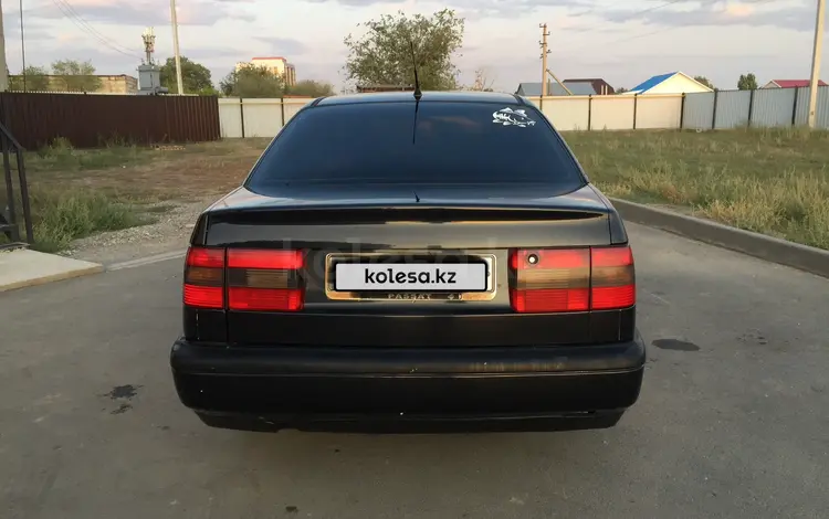 Volkswagen Passat 1995 годаүшін1 350 000 тг. в Актобе