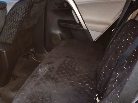 Toyota RAV4 2013 года за 7 500 000 тг. в Уральск – фото 10