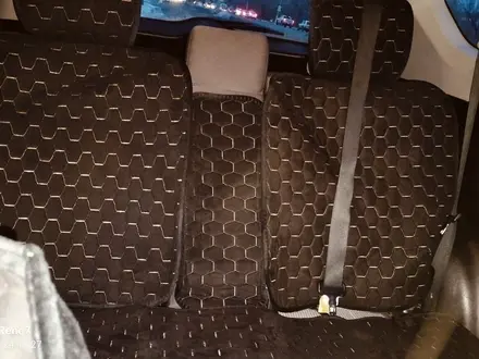 Toyota RAV4 2013 года за 7 500 000 тг. в Уральск – фото 16