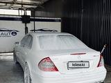 Mercedes-Benz E 500 2004 года за 8 000 000 тг. в Актау – фото 2
