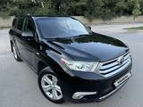 Toyota Highlander 2012 года за 9 200 000 тг. в Алматы – фото 3