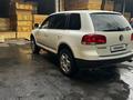 Volkswagen Touareg 2004 годаfor5 000 000 тг. в Алматы – фото 6