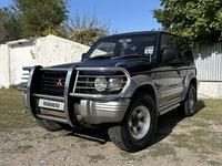 Mitsubishi Pajero 1996 годаүшін2 800 000 тг. в Алматы