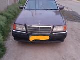 Mercedes-Benz C 180 1994 года за 2 000 000 тг. в Алматы