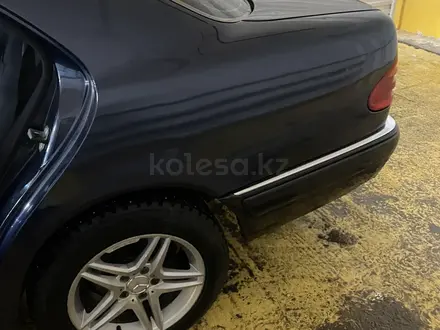 Mercedes-Benz E 230 1995 года за 2 450 000 тг. в Астана – фото 10