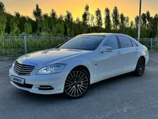 Mercedes-Benz S-Class, 2011