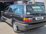 Volkswagen Passat 1992 годаүшін2 300 000 тг. в Усть-Каменогорск