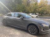 Hyundai Sonata 2021 года за 12 800 000 тг. в Алматы – фото 4