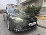 Toyota Camry 2019 года за 14 100 000 тг. в Шымкент