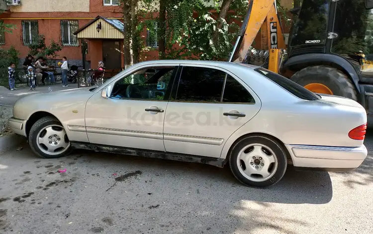 Mercedes-Benz E 280 1996 года за 3 000 000 тг. в Тараз