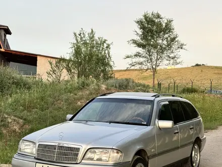 Mercedes-Benz C 200 1997 года за 2 900 000 тг. в Алматы – фото 2
