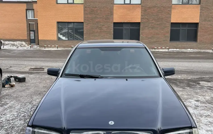 Mercedes-Benz C 200 1995 годаfor1 800 000 тг. в Астана