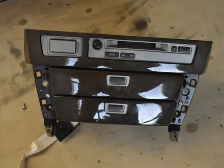 BMW E65 E66 рестайлинг магнитофон mask ccc головное устройство за 50 000 тг. в Астана