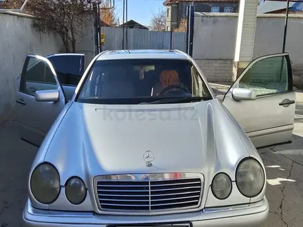 Mercedes-Benz E 280 1997 года за 3 300 000 тг. в Шымкент – фото 4