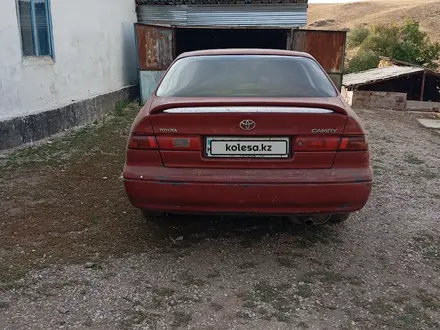 Toyota Camry 1997 года за 2 400 000 тг. в Алматы – фото 4