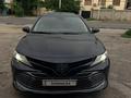 Toyota Camry 2019 года за 13 600 000 тг. в Шымкент