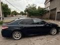 Toyota Camry 2019 года за 13 600 000 тг. в Шымкент – фото 3