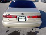 Toyota Camry 1998 года за 2 750 000 тг. в Талдыкорган – фото 2