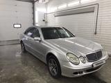 Mercedes-Benz E 200 2003 года за 4 200 000 тг. в Астана – фото 3