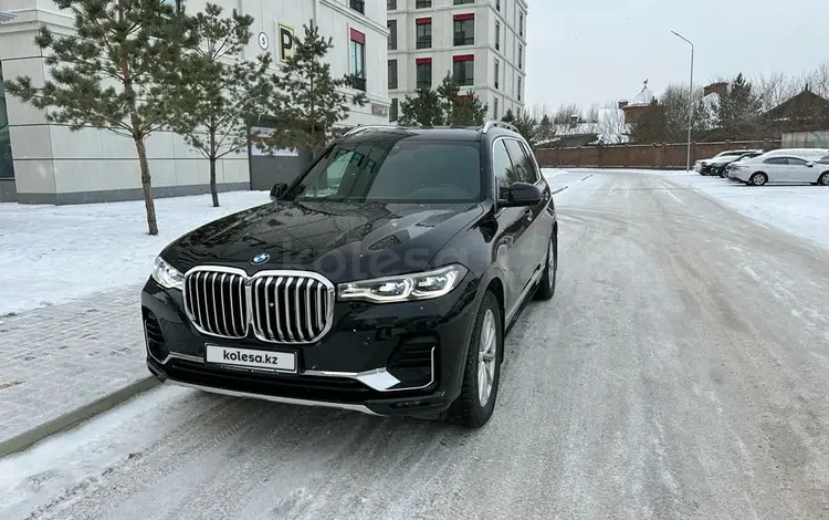 BMW X7 2020 года за 63 000 000 тг. в Астана