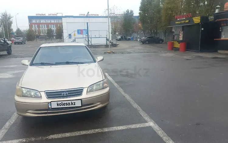 Toyota Camry 2001 годаүшін3 400 000 тг. в Алматы