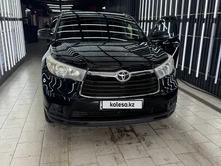 Toyota Highlander 2015 года за 13 500 000 тг. в Уральск