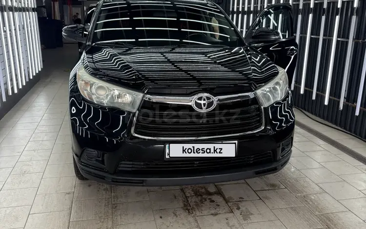 Toyota Highlander 2015 года за 13 500 000 тг. в Уральск