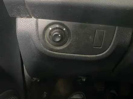 Renault Logan 2015 года за 1 140 000 тг. в Павлодар – фото 21