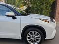 Toyota Highlander 2022 годаfor25 700 000 тг. в Астана – фото 6