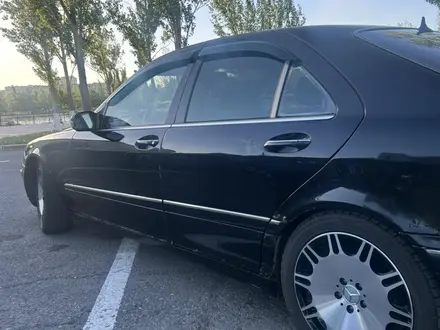 Mercedes-Benz S 500 2000 года за 3 000 000 тг. в Астана – фото 7