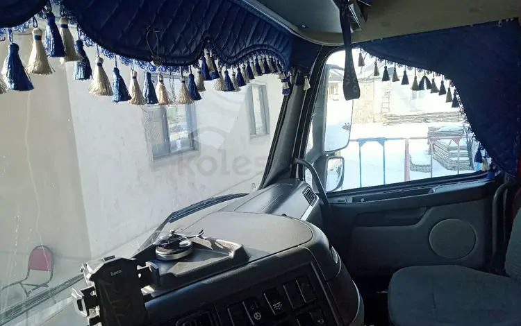 Volvo  7 2005 года за 32 500 000 тг. в Алматы