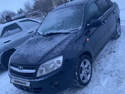 ВАЗ (Lada) Granta 2190 2013 года за 3 300 000 тг. в Актобе – фото 4