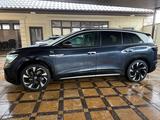 Volkswagen ID.6 2023 года за 13 300 000 тг. в Астана