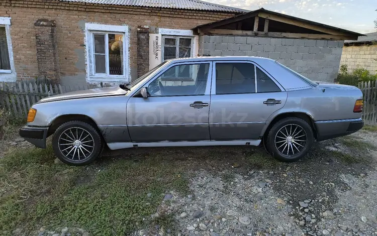 Mercedes-Benz E 230 1991 года за 1 500 000 тг. в Усть-Каменогорск