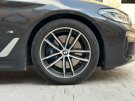 BMW 520 2022 года за 22 500 000 тг. в Алматы – фото 5