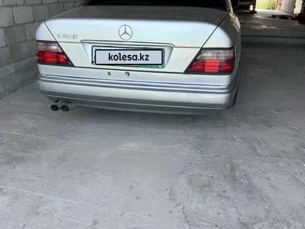 Mercedes-Benz E 320 1995 года за 4 000 000 тг. в Алматы – фото 11