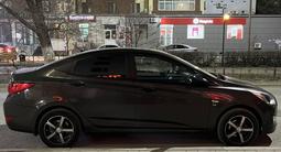 Hyundai Accent 2014 годаfor3 900 000 тг. в Актобе – фото 3