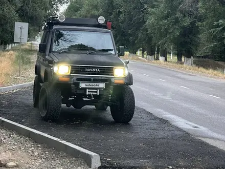 Toyota Land Cruiser Prado 1993 года за 4 500 000 тг. в Шу