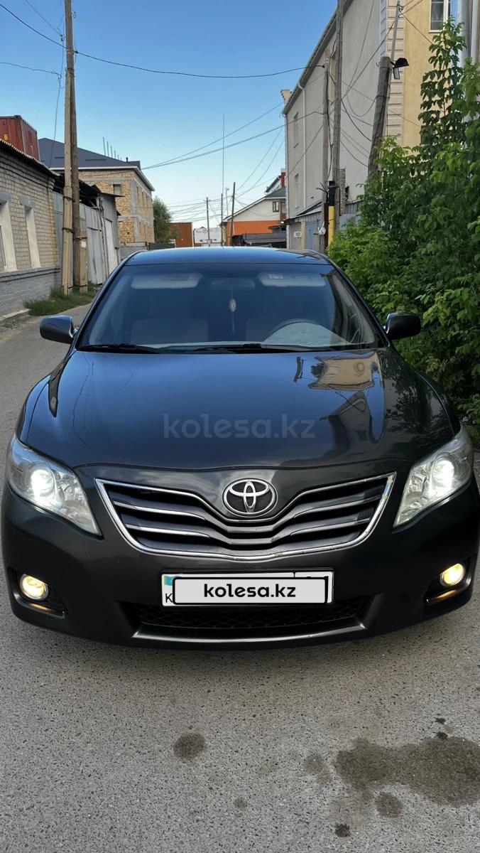 Toyota Camry 2009 г.