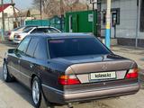 Mercedes-Benz E 200 1992 годаүшін2 200 000 тг. в Тараз – фото 4