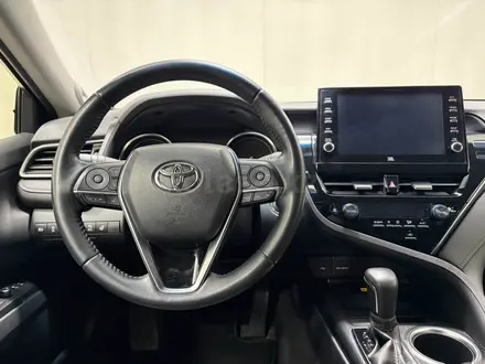 Toyota Camry Luxe 2023 года за 18 300 000 тг. в Алматы – фото 9