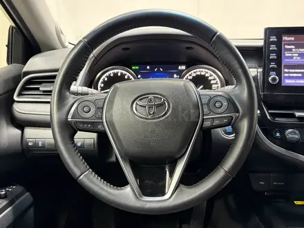 Toyota Camry Luxe 2023 года за 18 300 000 тг. в Алматы – фото 13