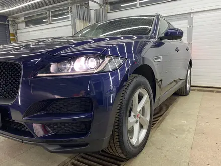 Jaguar F-Pace 2019 года за 32 500 000 тг. в Алматы – фото 2