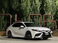 Toyota Camry 2021 годаfor9 900 000 тг. в Актобе – фото 9