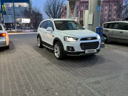 Chevrolet Captiva 2014 года за 9 500 000 тг. в Алматы